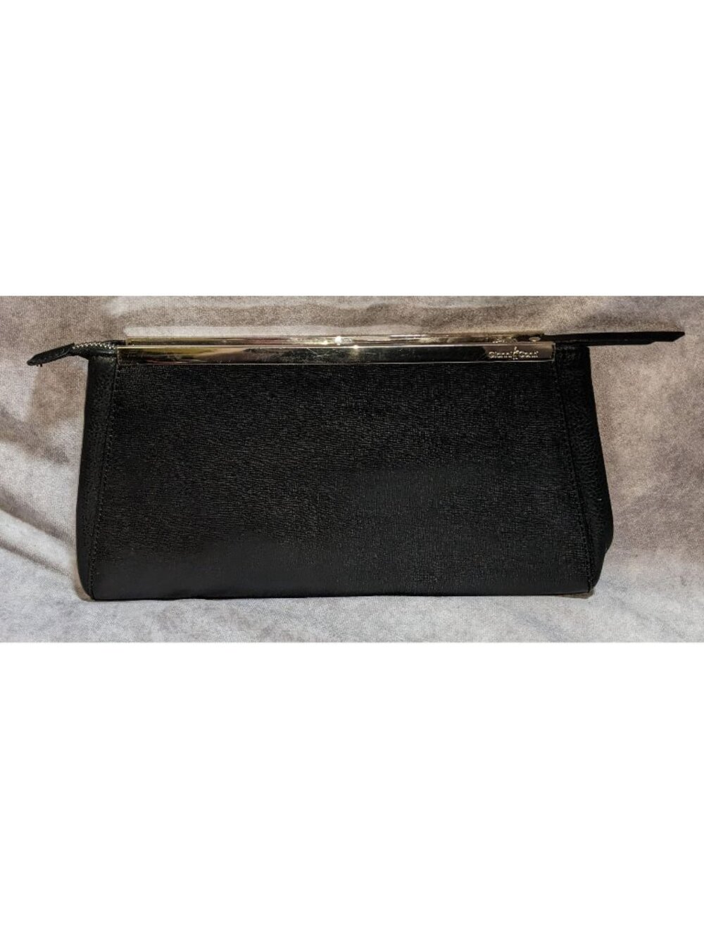 Gianni Conti Black Leather Clutch Purse With Silver Accent Bar & Detachable Stra